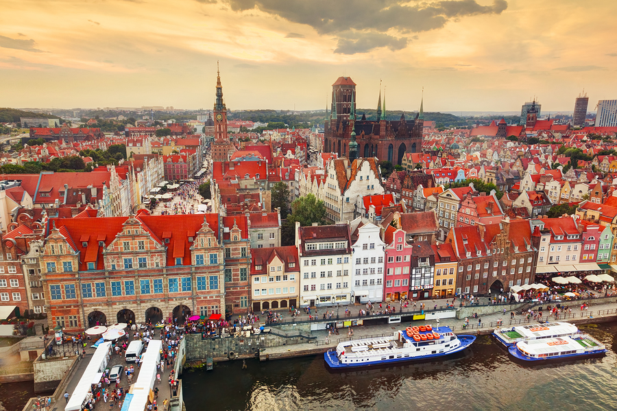 Gdańsk walczy z nielegalnymi reklamami